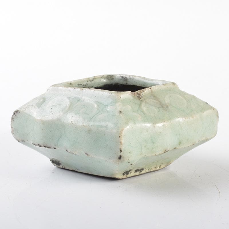 中国　龍泉窯　粉青釉　陰刻唐草文　水孟　C　R6400