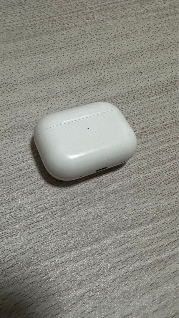 ま*し様 AirPods Pro 第2世代 本体 ホワイト