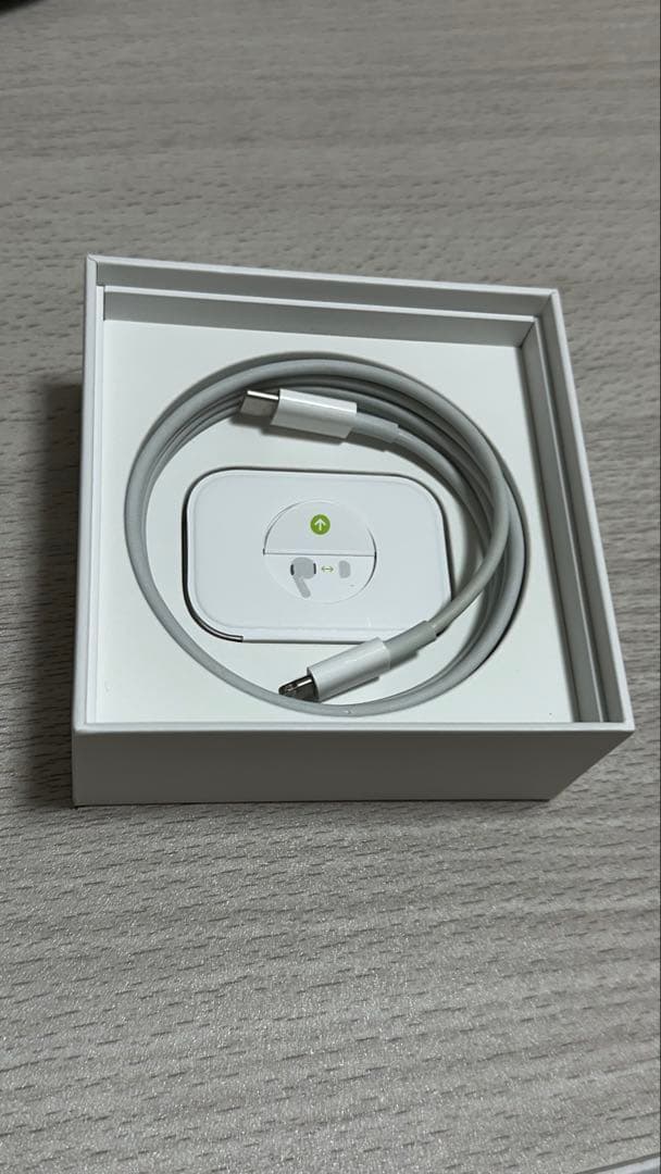 ま*し様 AirPods Pro 第2世代 本体 ホワイト