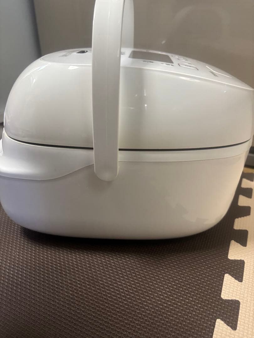 TOSHIBA 圧力IH 真空IH 炊飯器炎匠炊きrc-10vrr 2022年製