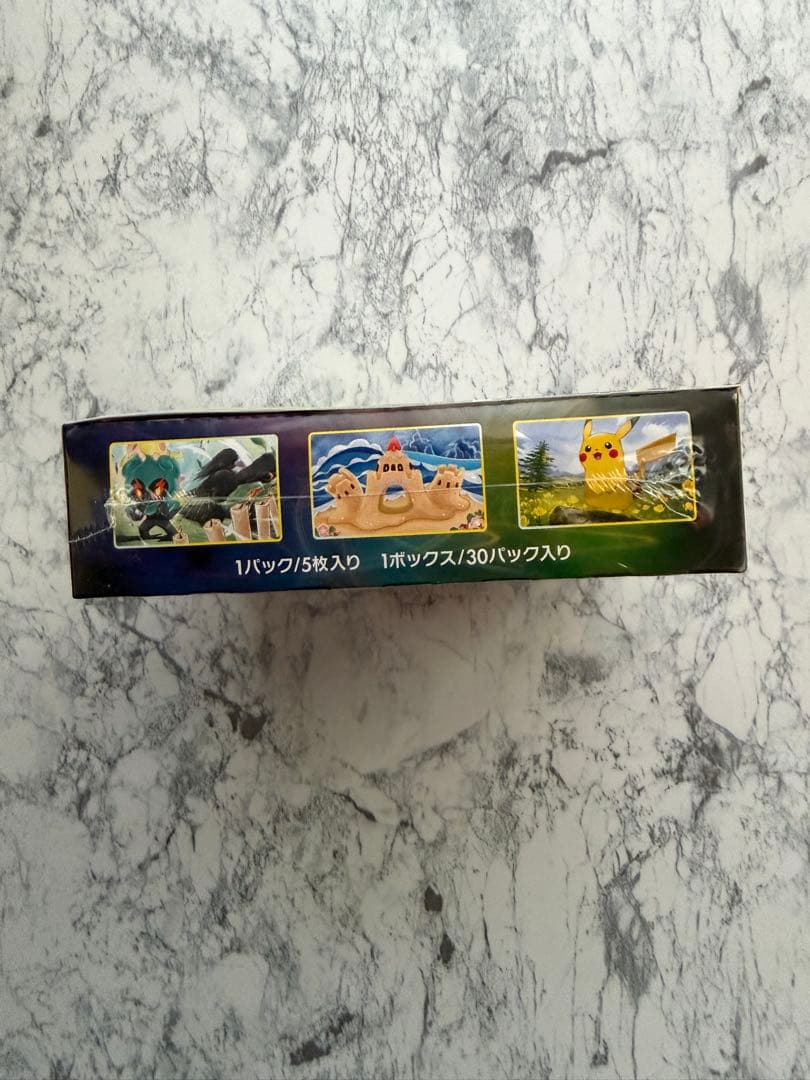 イーブイヒーローズ　シュリンク付き　ポケモンカード