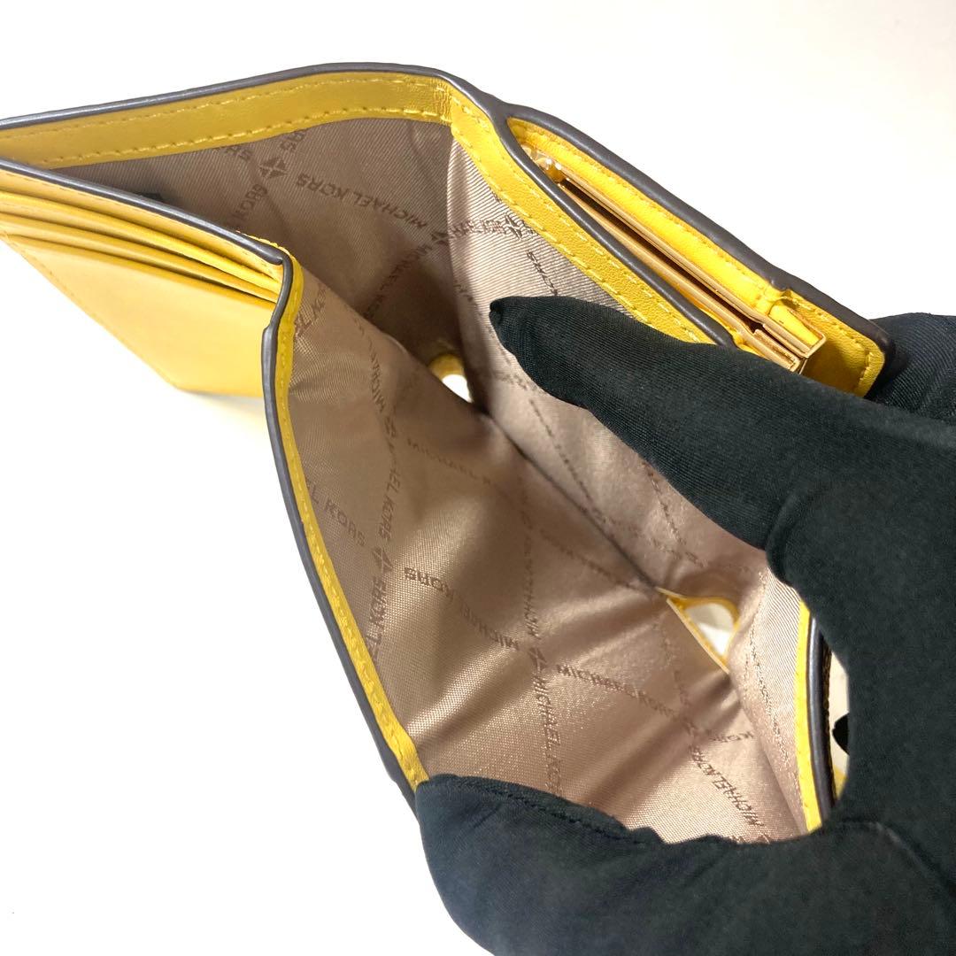 新品 マイケルコース 三つ折り財布 黄色 イエロー⭐︎