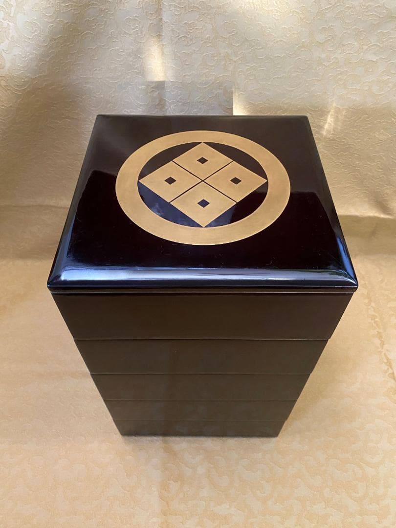 輪島塗 五段重箱 家紋入 重箱 共箱付き 木製 漆器 金彩