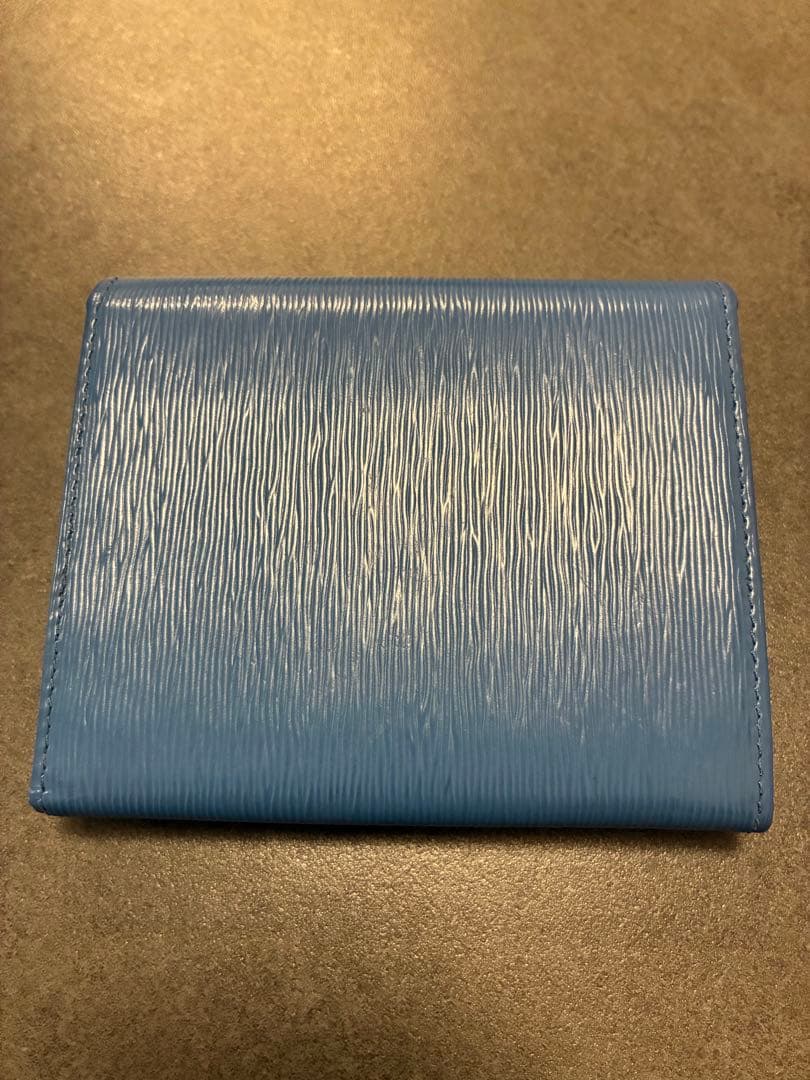 ⭐︎Egg⭐︎★PRADA 三つ折り財布