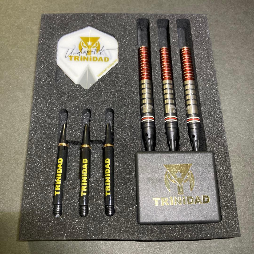 新品同様　定価14800　トリニダード　ゴメス15 山田勇樹モデル 2BA