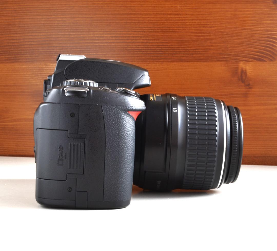 小さい軽い Nikon D40xデジタル一眼レフカメラ 綺麗簡単スマホへ転送可