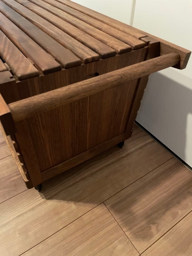 IKIKI シェルフコンテナM ソリッドトップパネル　アルミスパイクセット