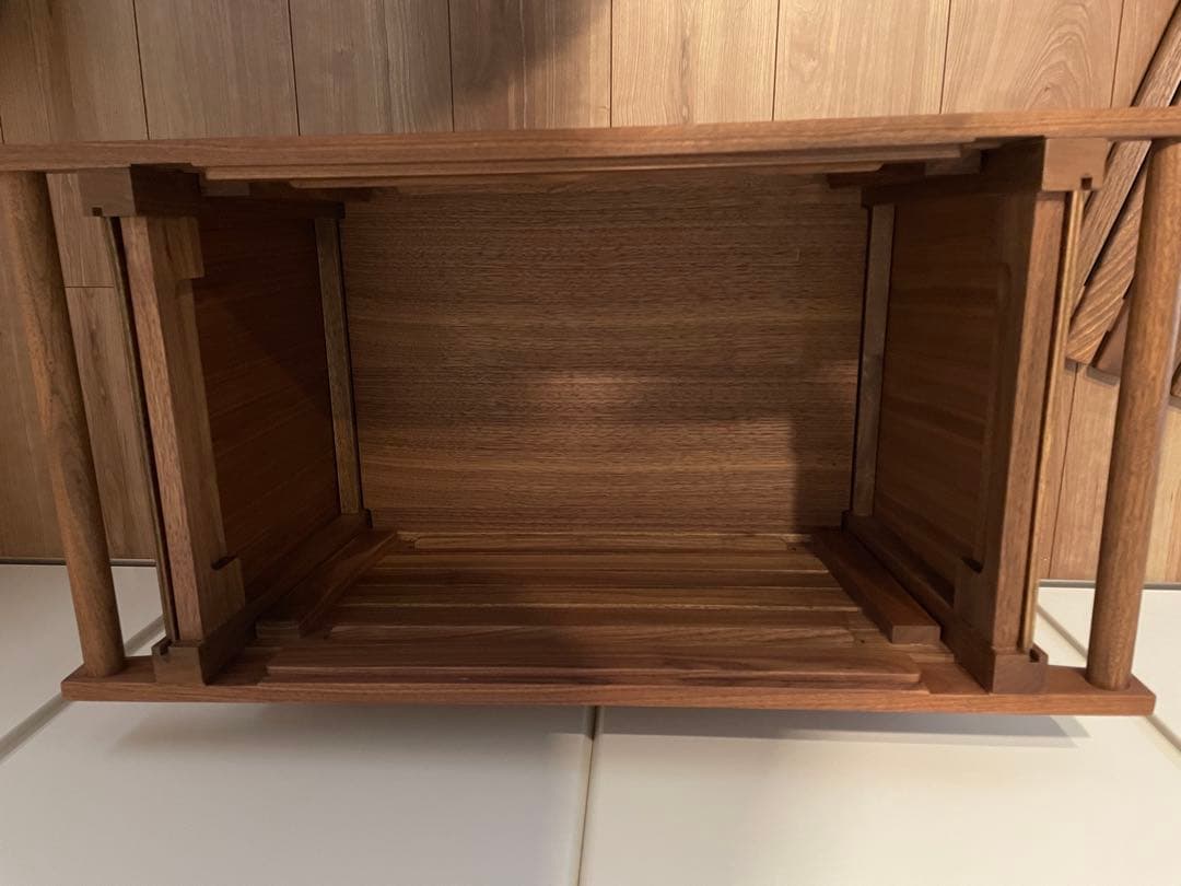 IKIKI シェルフコンテナM ソリッドトップパネル　アルミスパイクセット