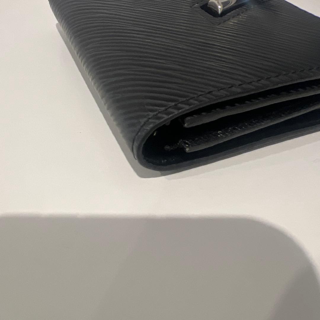 ルイ・ヴィトン（Louis Vuitton） ポルトフォイユツイスト財布