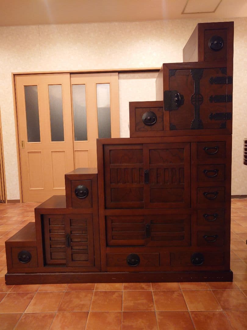 貴重な大型両面階段箪笥　七