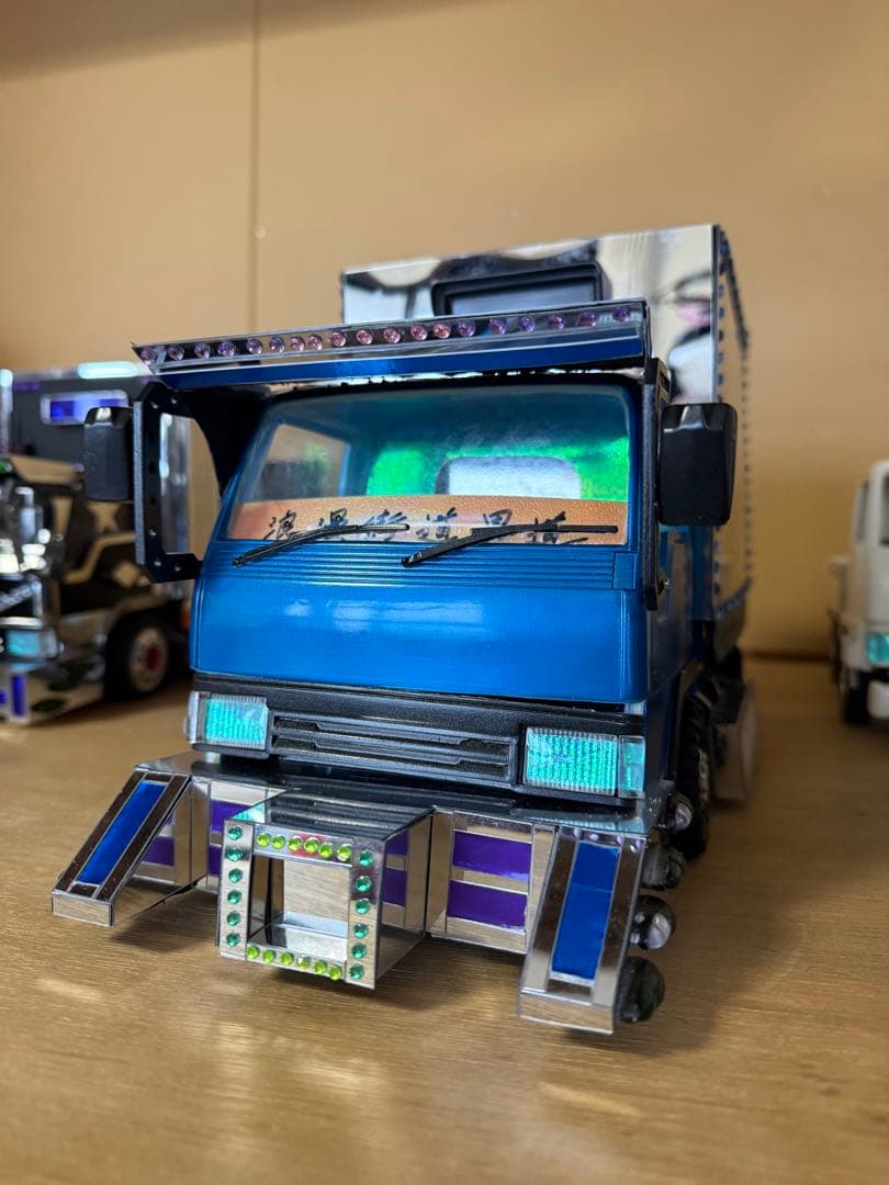 ☆完全売り切り☆ 2トン 角目キャンター 箱仕様 ムネトラ デコトラ ラジコン