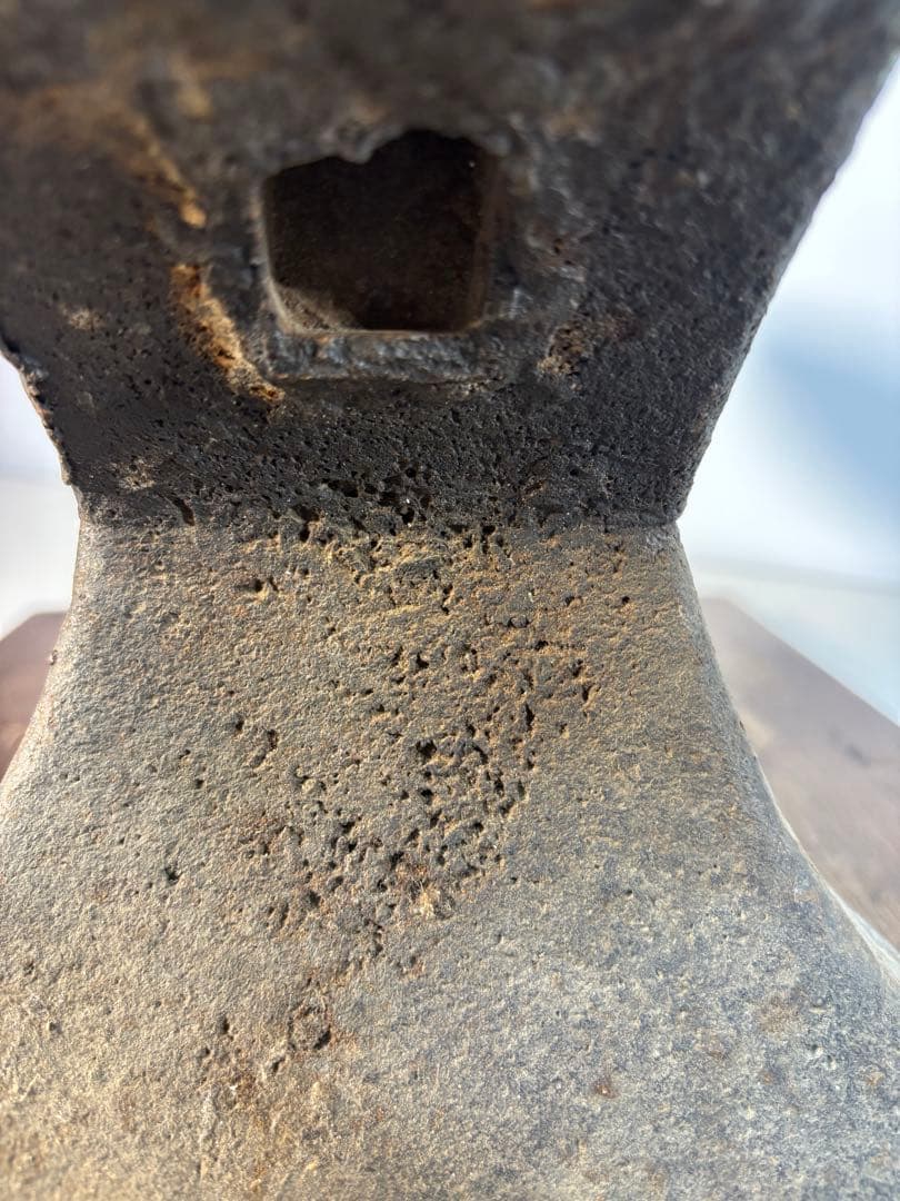 鍛冶屋の金床アンビル 金床 　角付き 作業台 叩き台