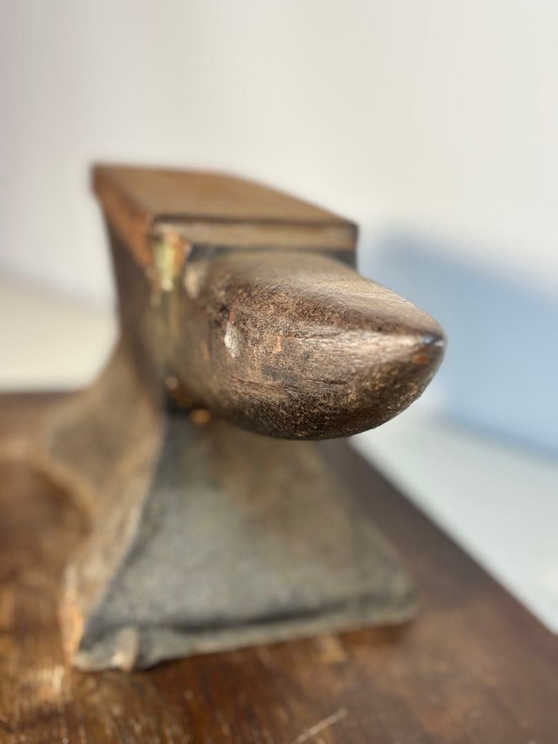 鍛冶屋の金床アンビル 金床 　角付き 作業台 叩き台