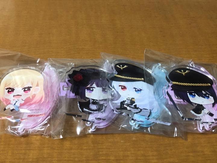 その着せ替え人形は恋をする　アクリルスタンド　4種