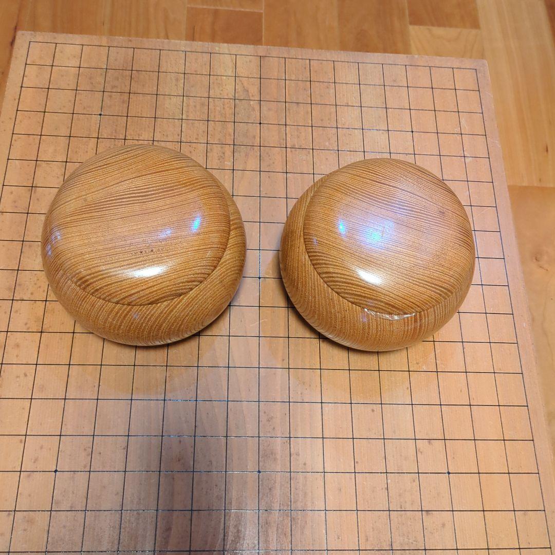 囲碁盤　脚付き　碁石　白174個　黒180個