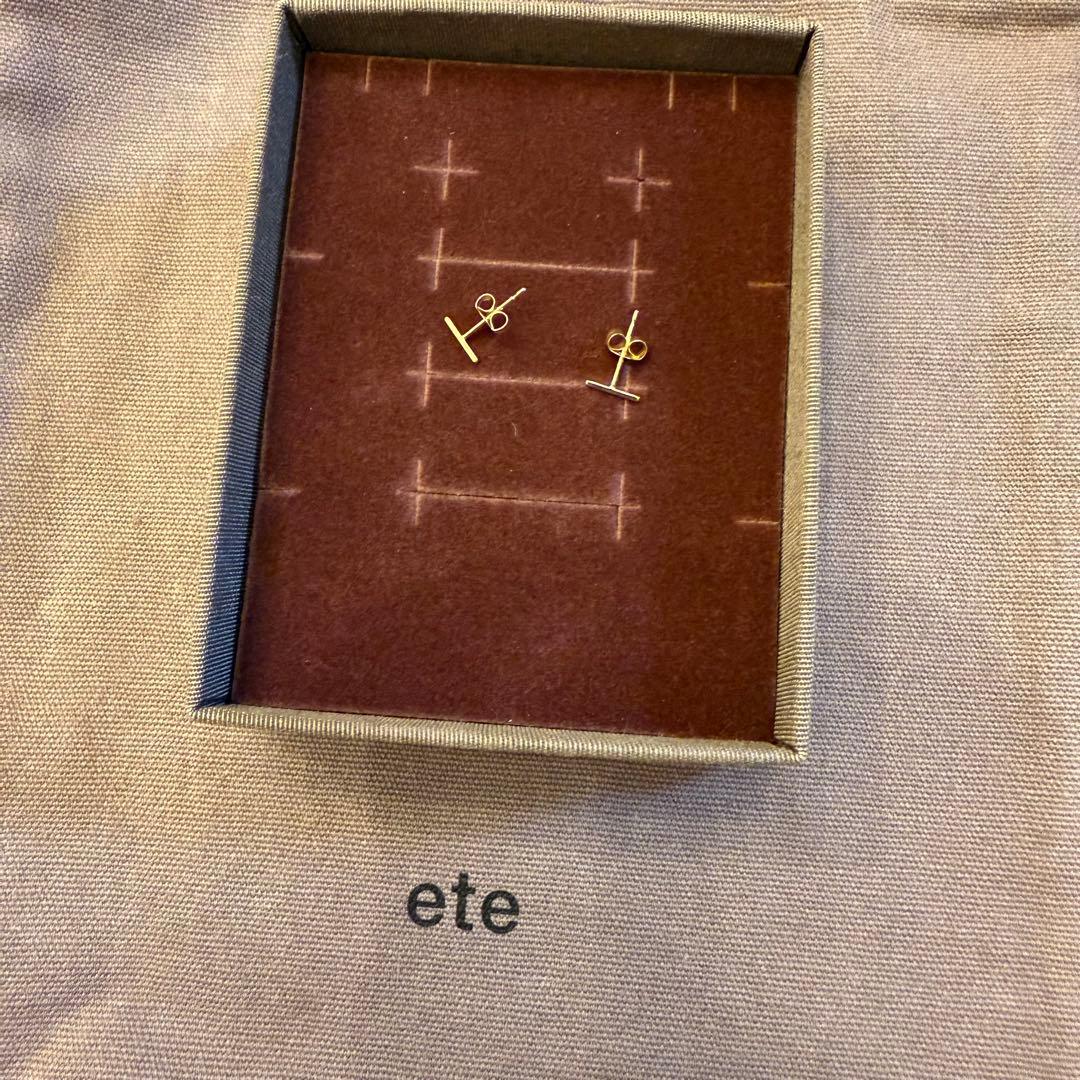 エテ　ete 「ONLINE Limited」 K10YG ワイヤー ピアス