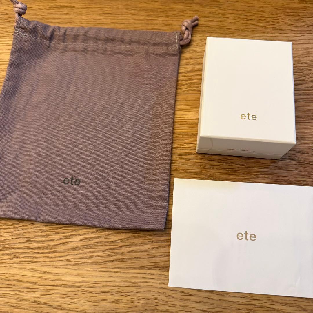 エテ　ete 「ONLINE Limited」 K10YG ワイヤー ピアス