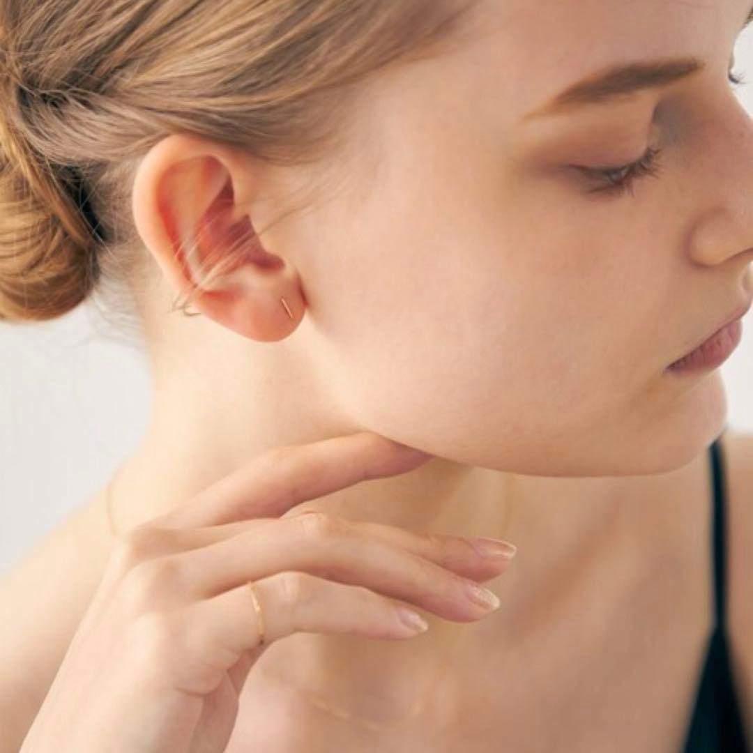 エテ　ete 「ONLINE Limited」 K10YG ワイヤー ピアス