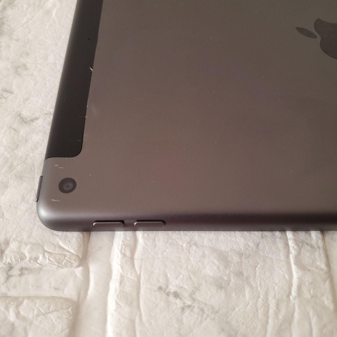 238 iPad 7世代 128GB SIMフリー スペースグレイ