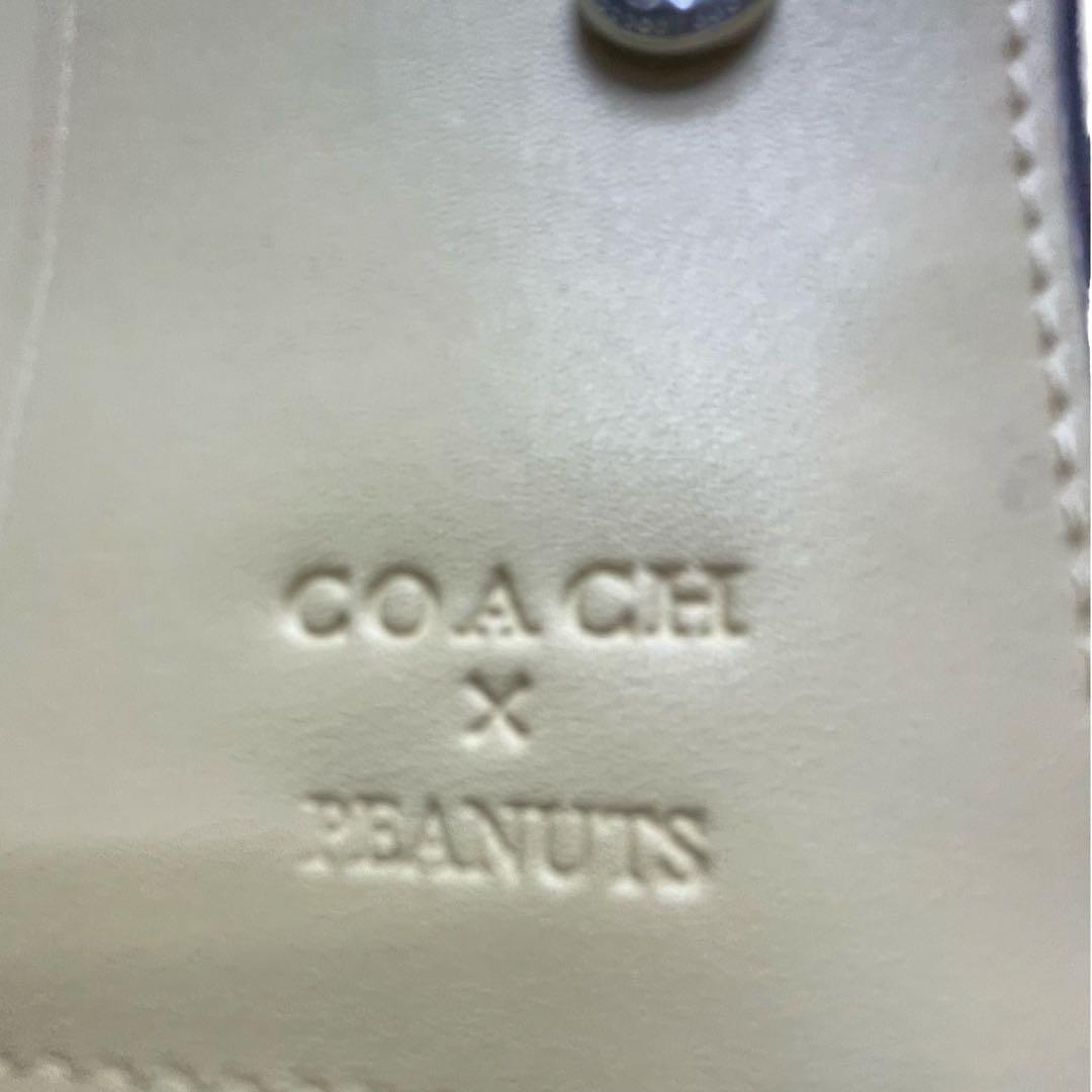 コーチ　スヌーピー　二つ折り財布　チャーリーブラウン