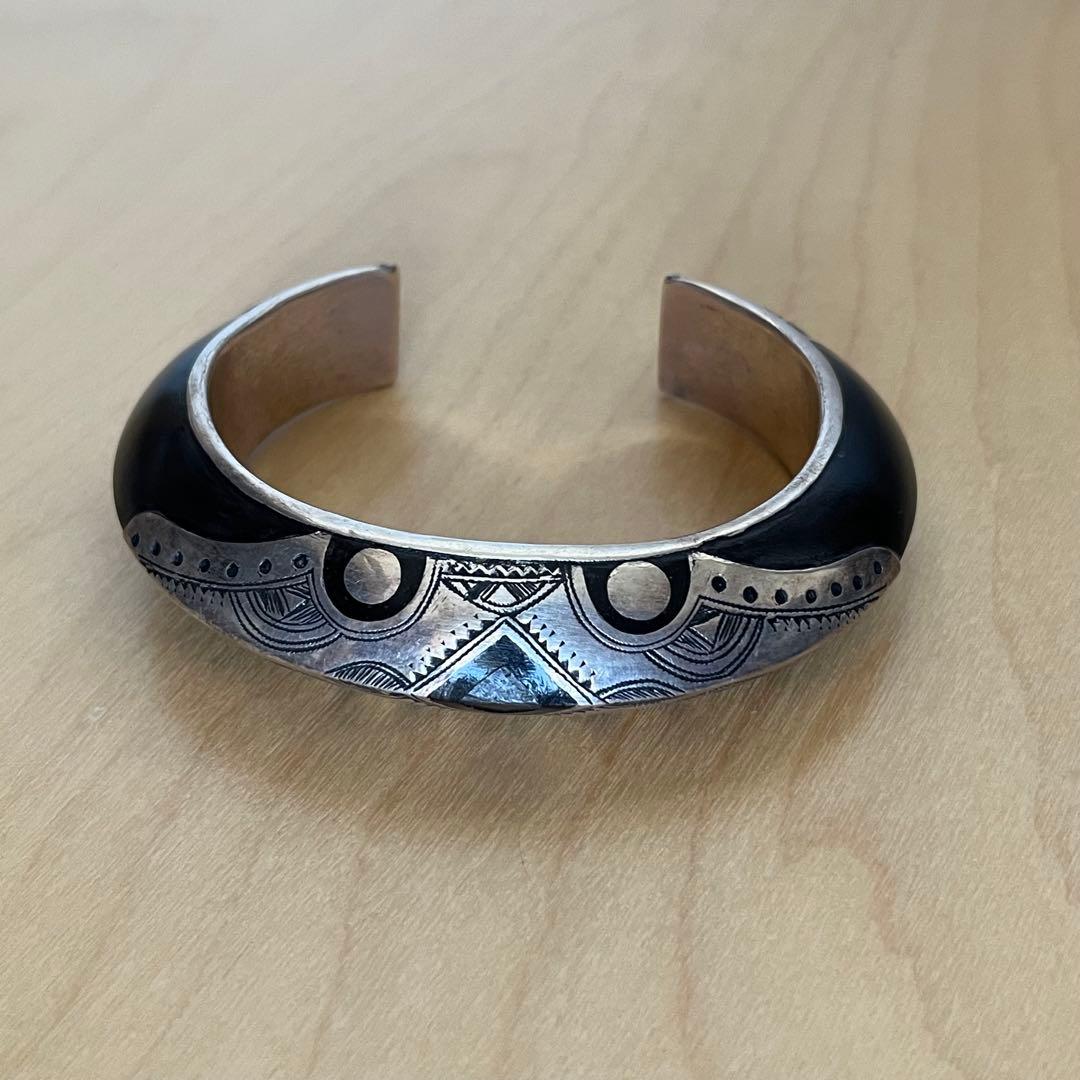 TOUAREG SILVER JEWELRY トゥアレグシルバーバングル