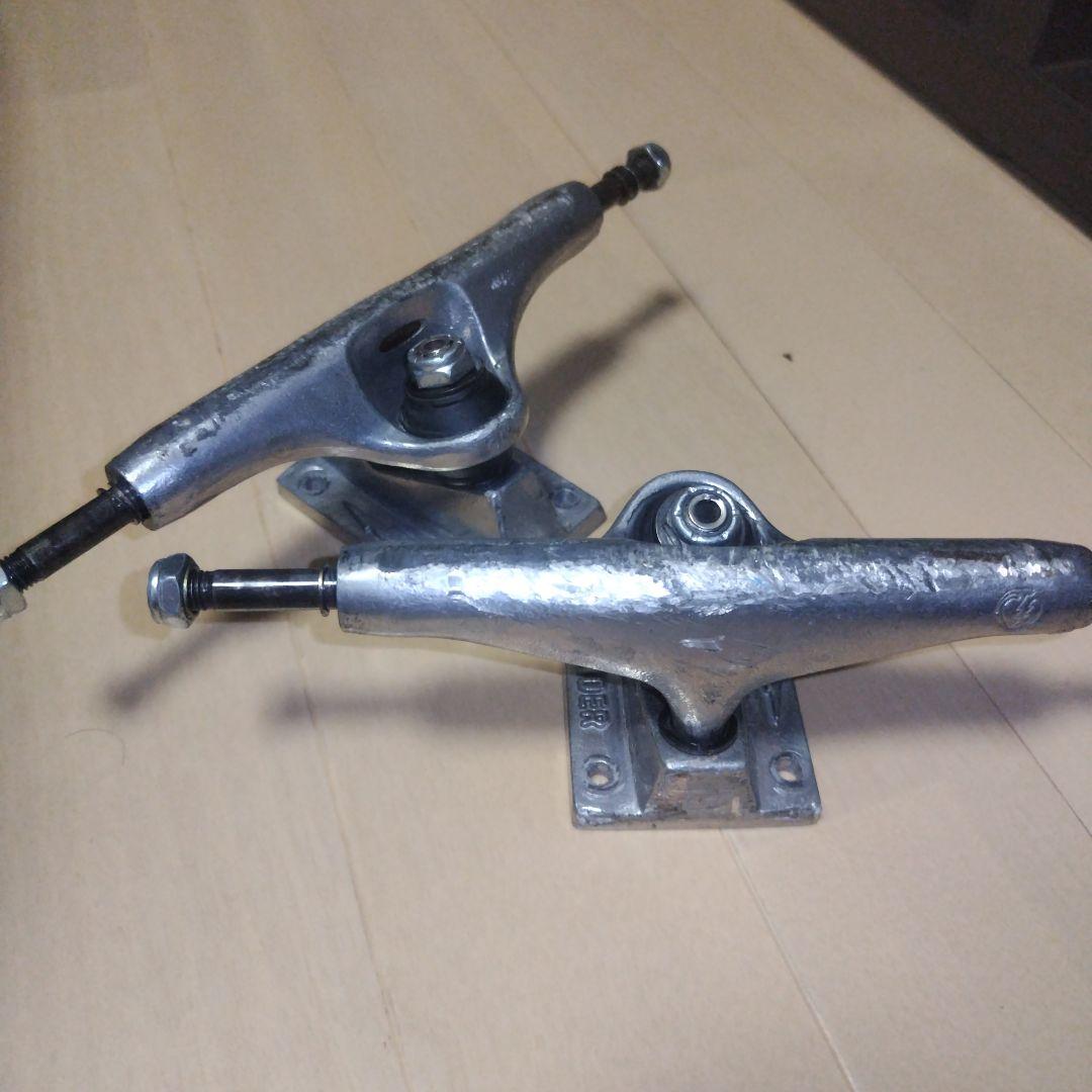 THUNDER TRUCKS SPITFIRE ウィール セット