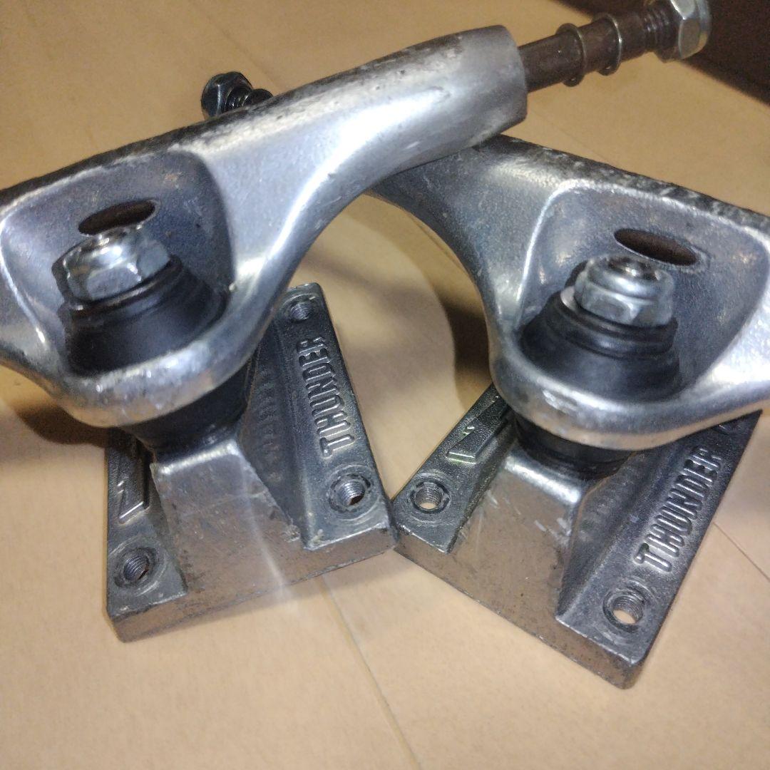 THUNDER TRUCKS SPITFIRE ウィール セット