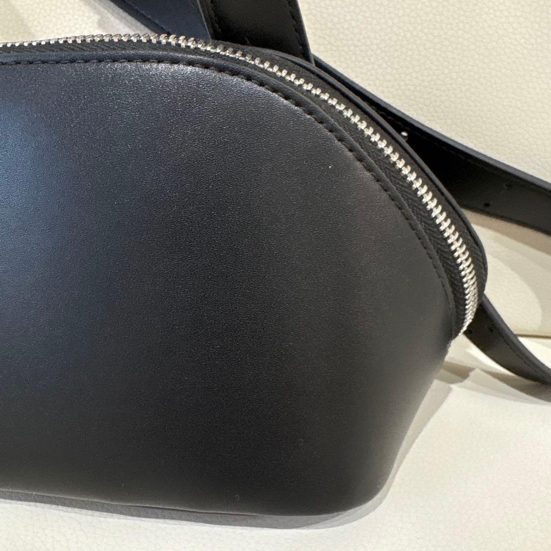 ADD CULUMN(アドカラム) FIGRE BODYBAG ブラック