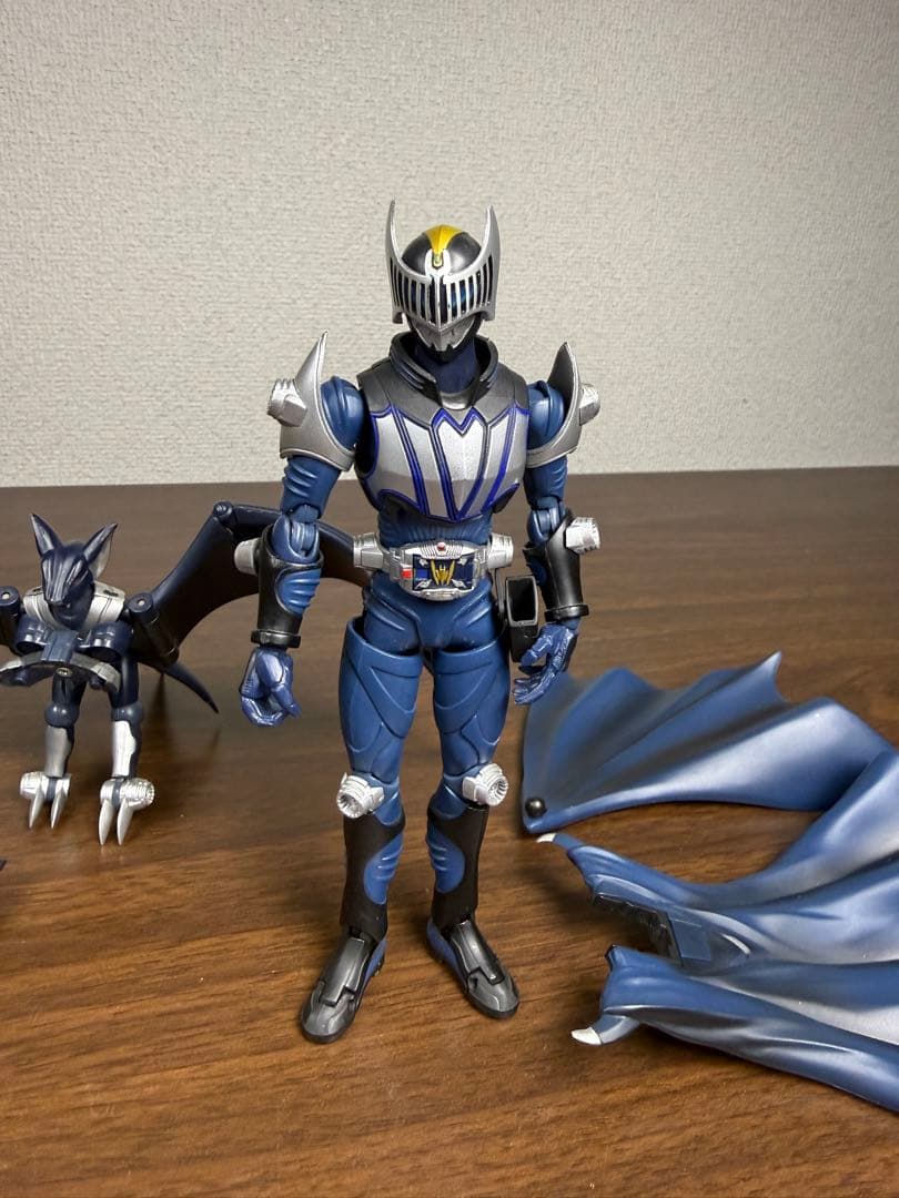 S.H.Figuarts 仮面ライダー ダークウィング