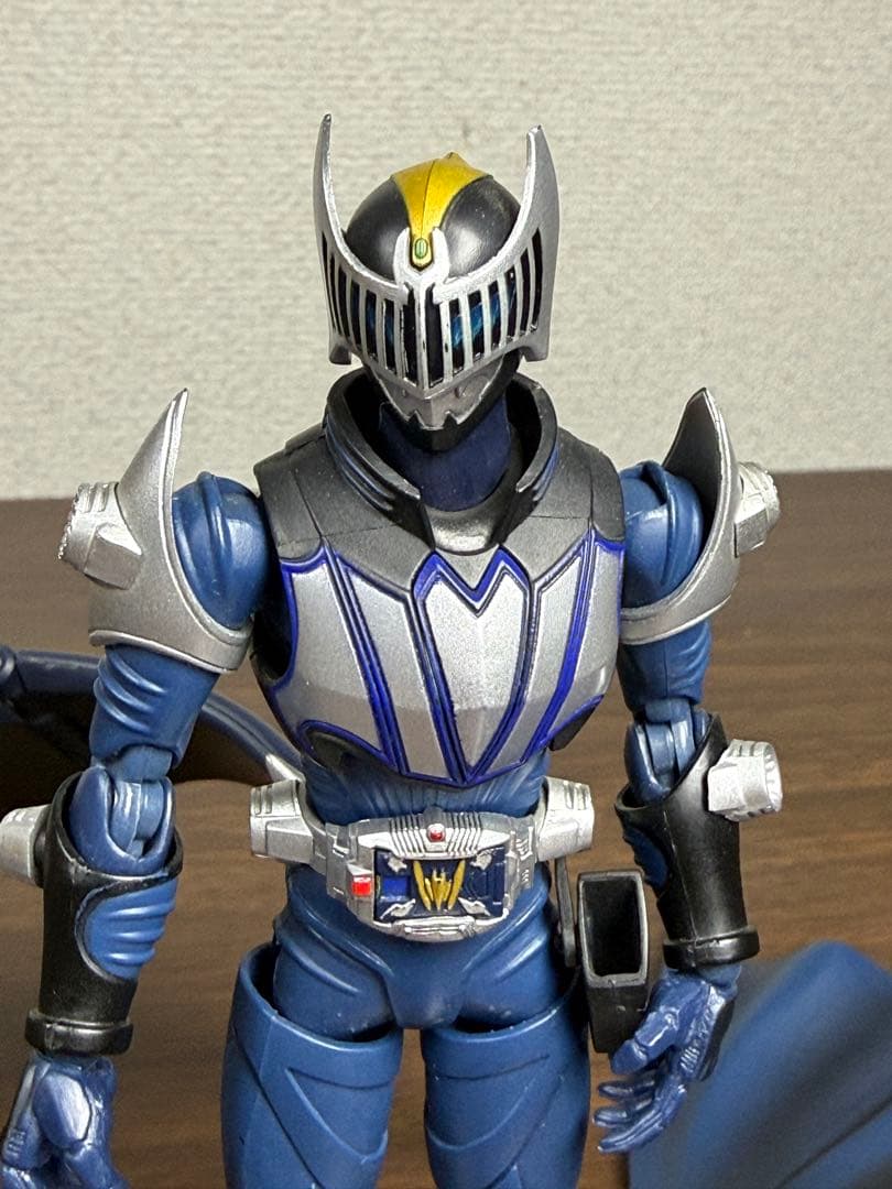 S.H.Figuarts 仮面ライダー ダークウィング