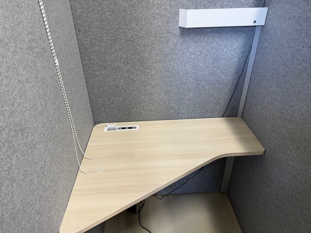 【中古】 ドレープ ワークブース オカムラ/okamura 美品