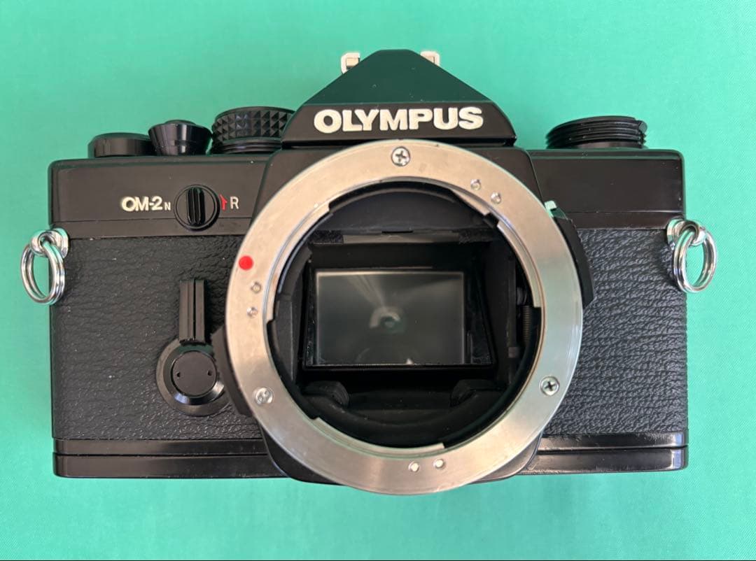 ★ OLYMPUS OM-2N BLACK + 標準レンズ 50mm