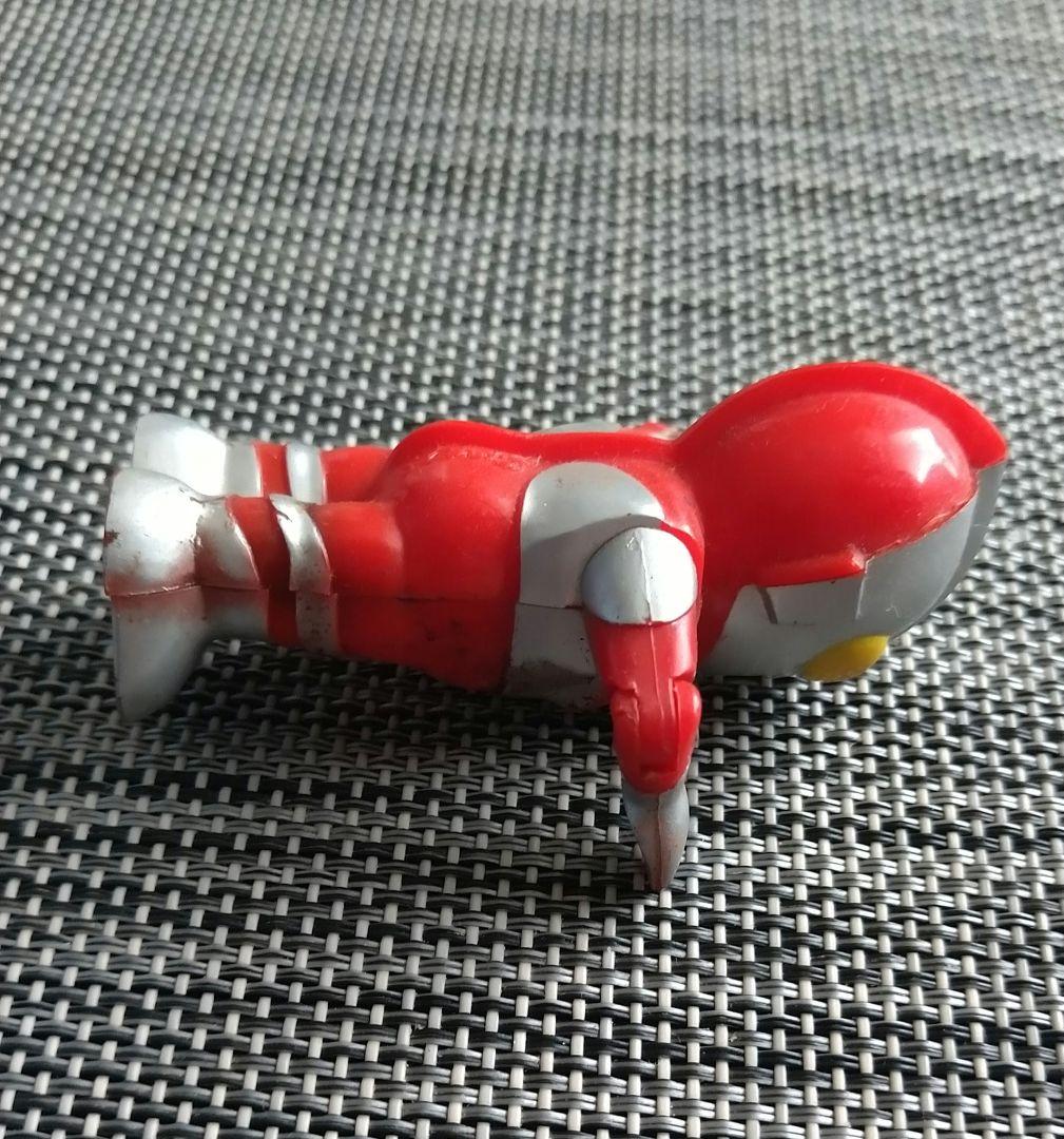 泳がない ウルトラマン　下敷　レトロなセット