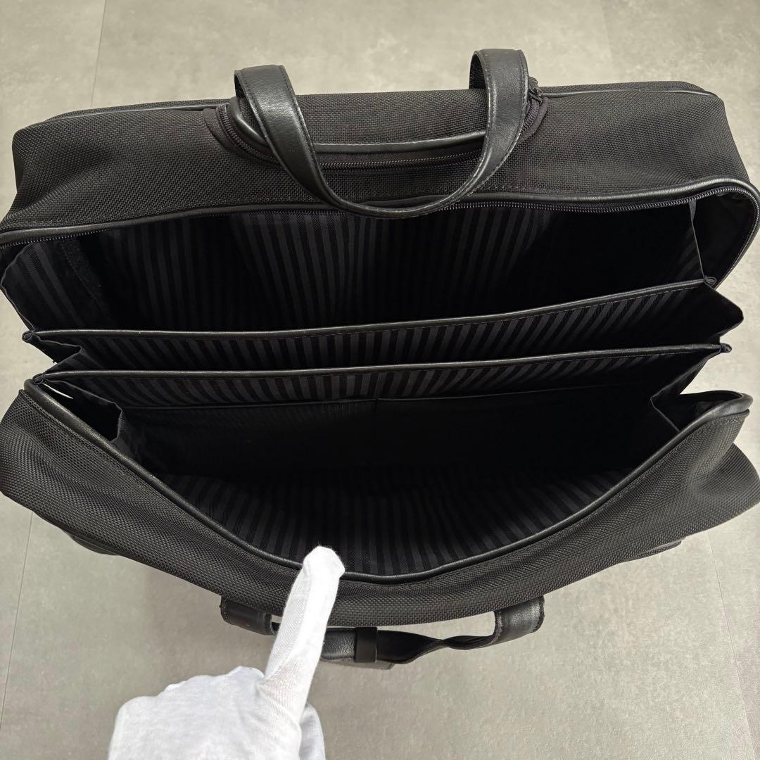 トゥミ TUMI キャリーケース バッグ 大容量 ビジネスバッグ ブラック 黒