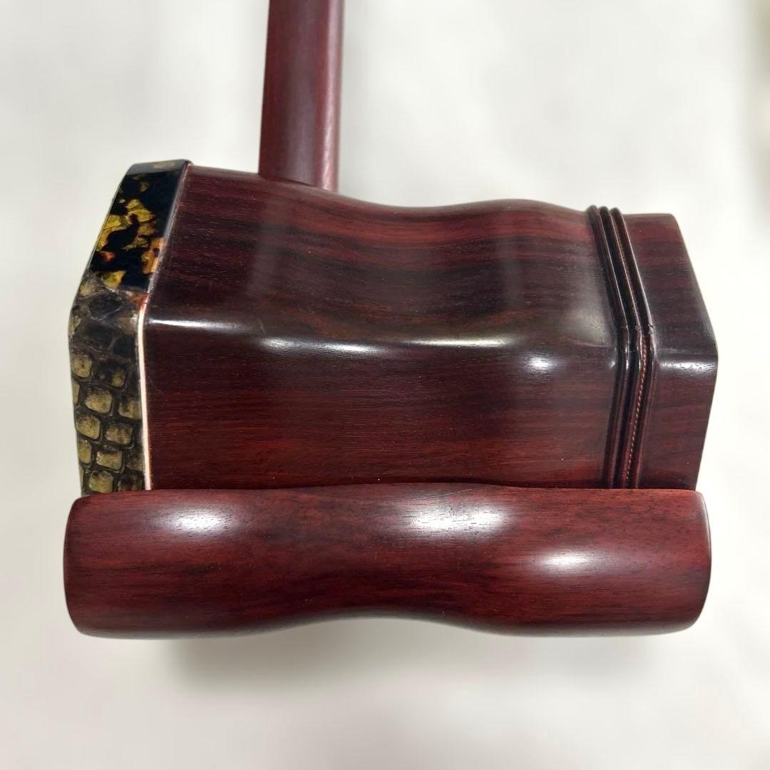 ホ*チ様 中国 弦楽器 二胡 ハードケース付 弓 他 付属品 セット