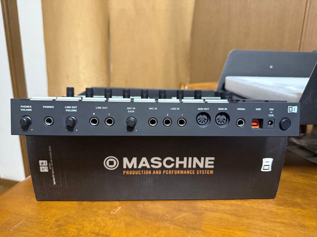 【箱有り】MASCHINE MK3 (トランスファーID有)