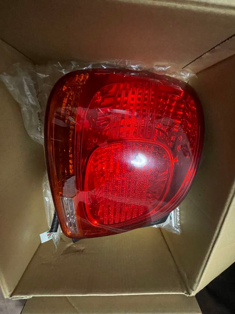 トヨタ　アリスト　16系　後期テールランプ
