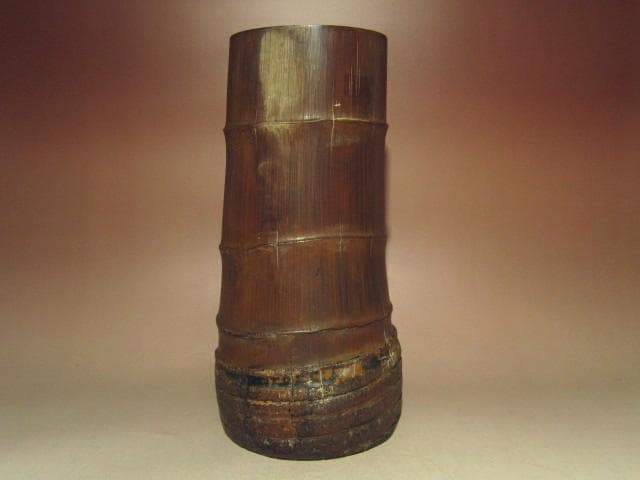 ☆裏千家六代 六閑斎　竹花入【瑞月】☆裏千家十四代淡々斎極め☆a522