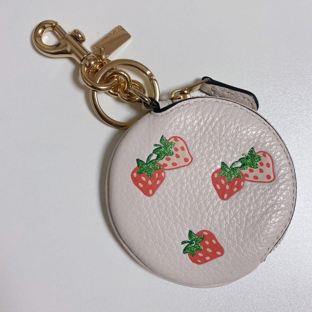 【新品！】COACHコーチ★ストロベリーケース★苺いちごイチゴ★丸型★白