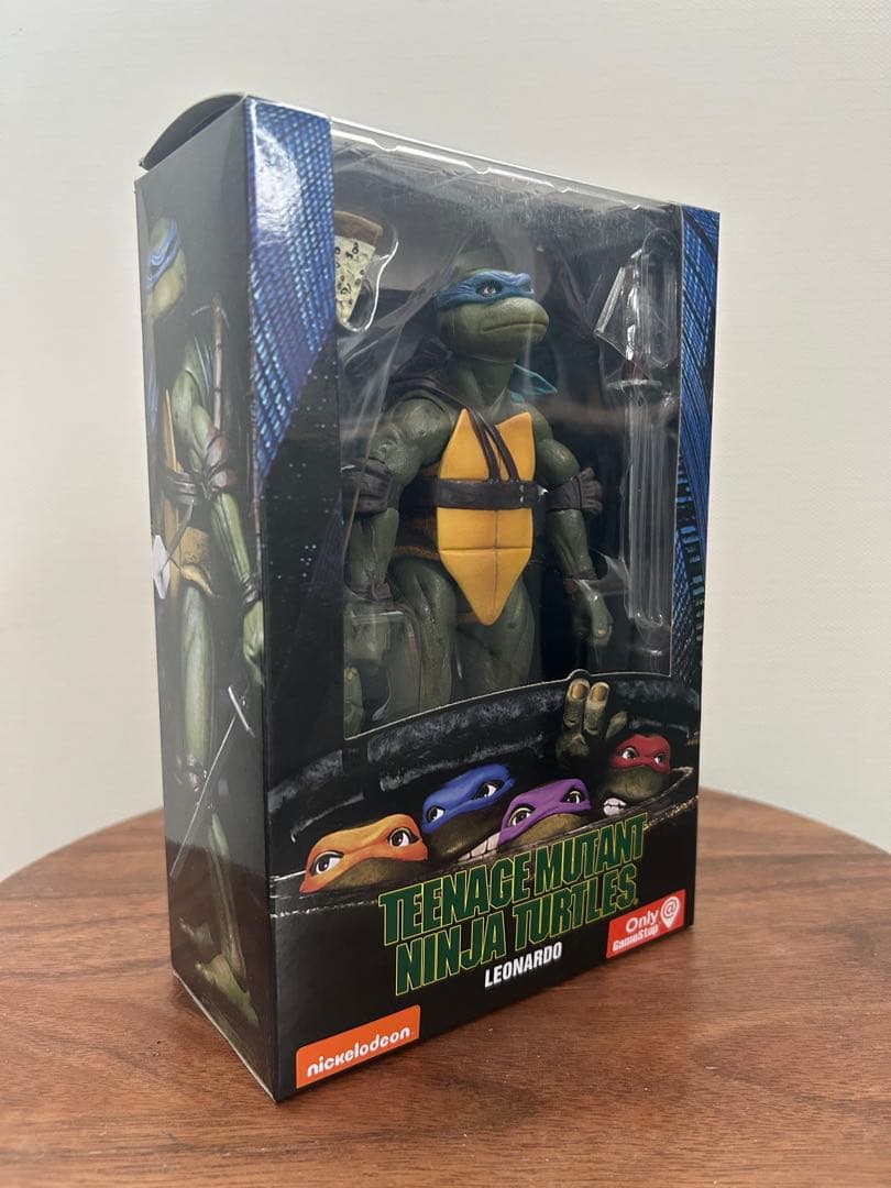 NECA 実写版 ミュータントニンジャタートルズ 1990 正規品