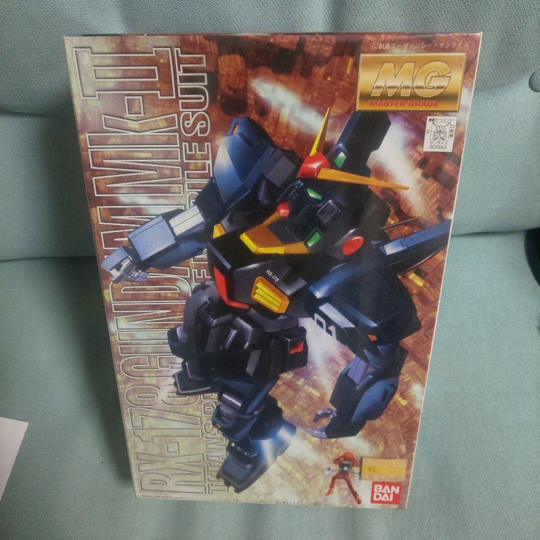 ガンプラ バンダイ MG 1／100 RX-178 ガンダムMk-II