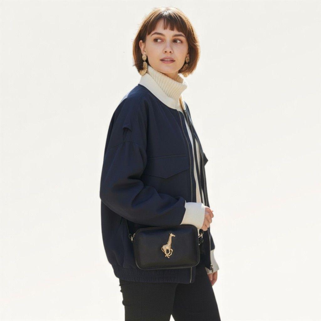 【美品】イアパピヨネ ブルックリン キリン ミニショルダー 斜めがけ 黒 レザー