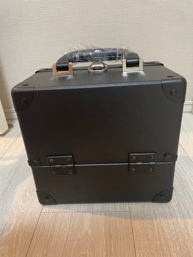 シュウウエムラ【限定】ロックザパーティー メイクBOX