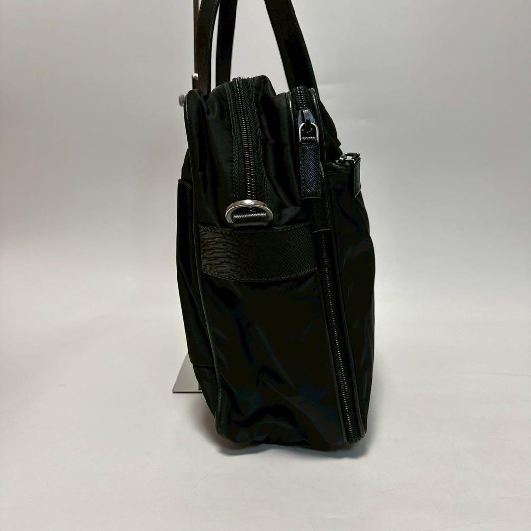 u26【極美品】近年モデル　プラダ　三角ロゴ　ブラック　2wayショルダー.