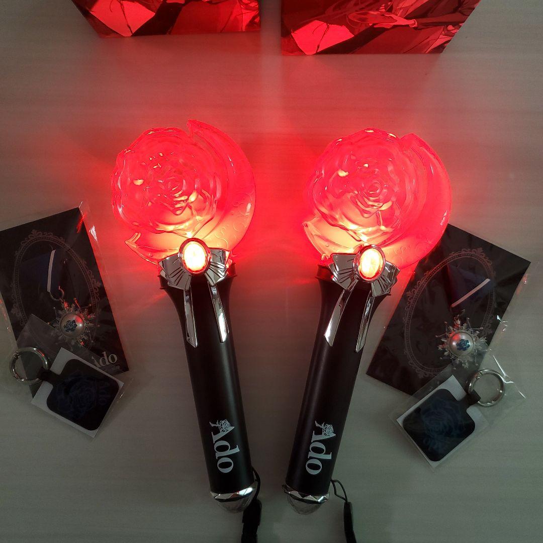 Ado モナリザの横顔　ペンライト2個セットVIP特典おまけ付き