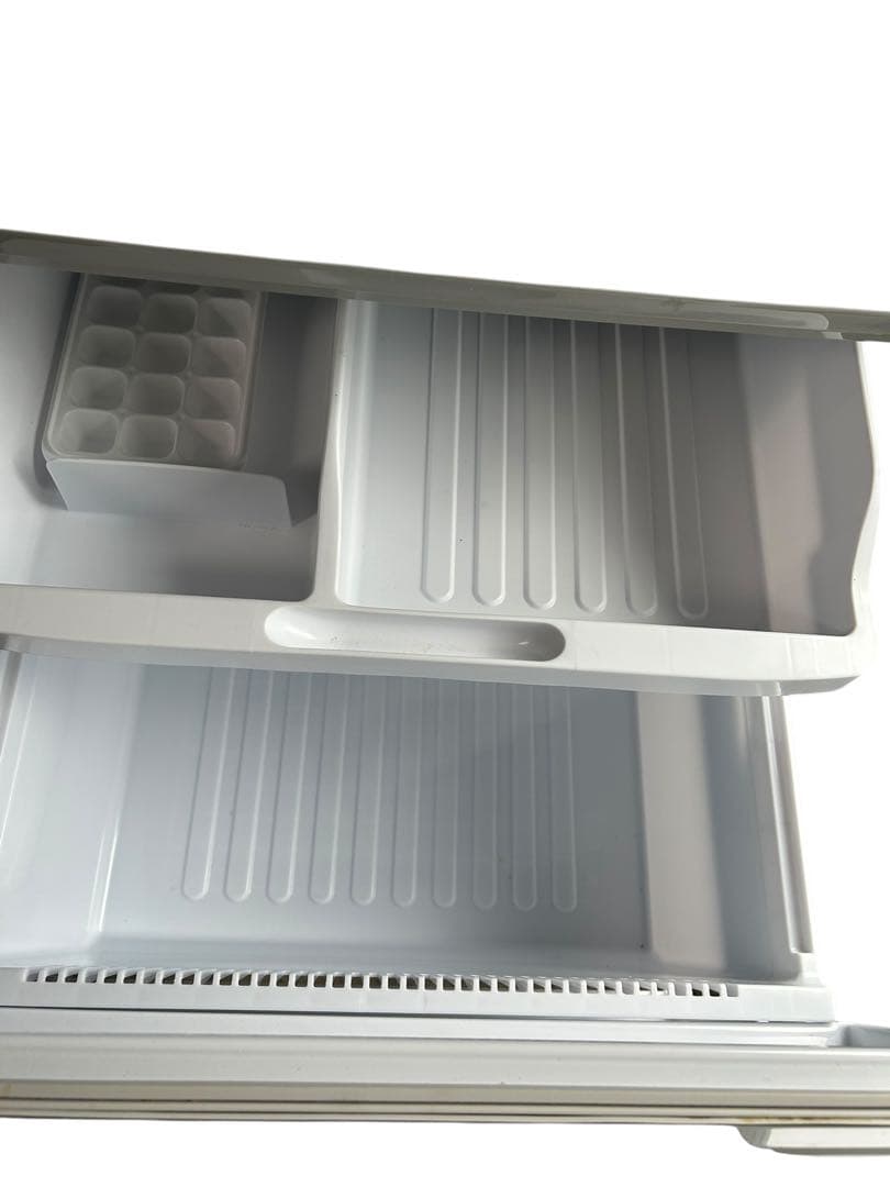 2019年 冷蔵庫 シャープ 351L SJ-W351E-S 両開き