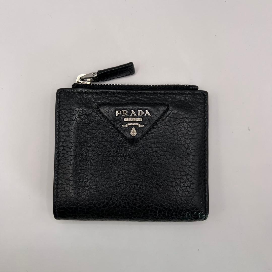 PRADA 二つ折り財布　ブラック　ヴィッテロダイノ　2ML049　レザー　財布