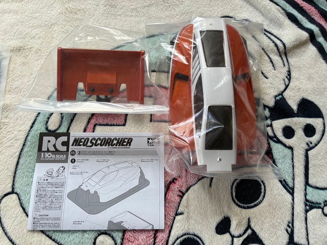 タミヤ TT02B ネオスコーチャー + 塗装済ボディ + クリアボディ