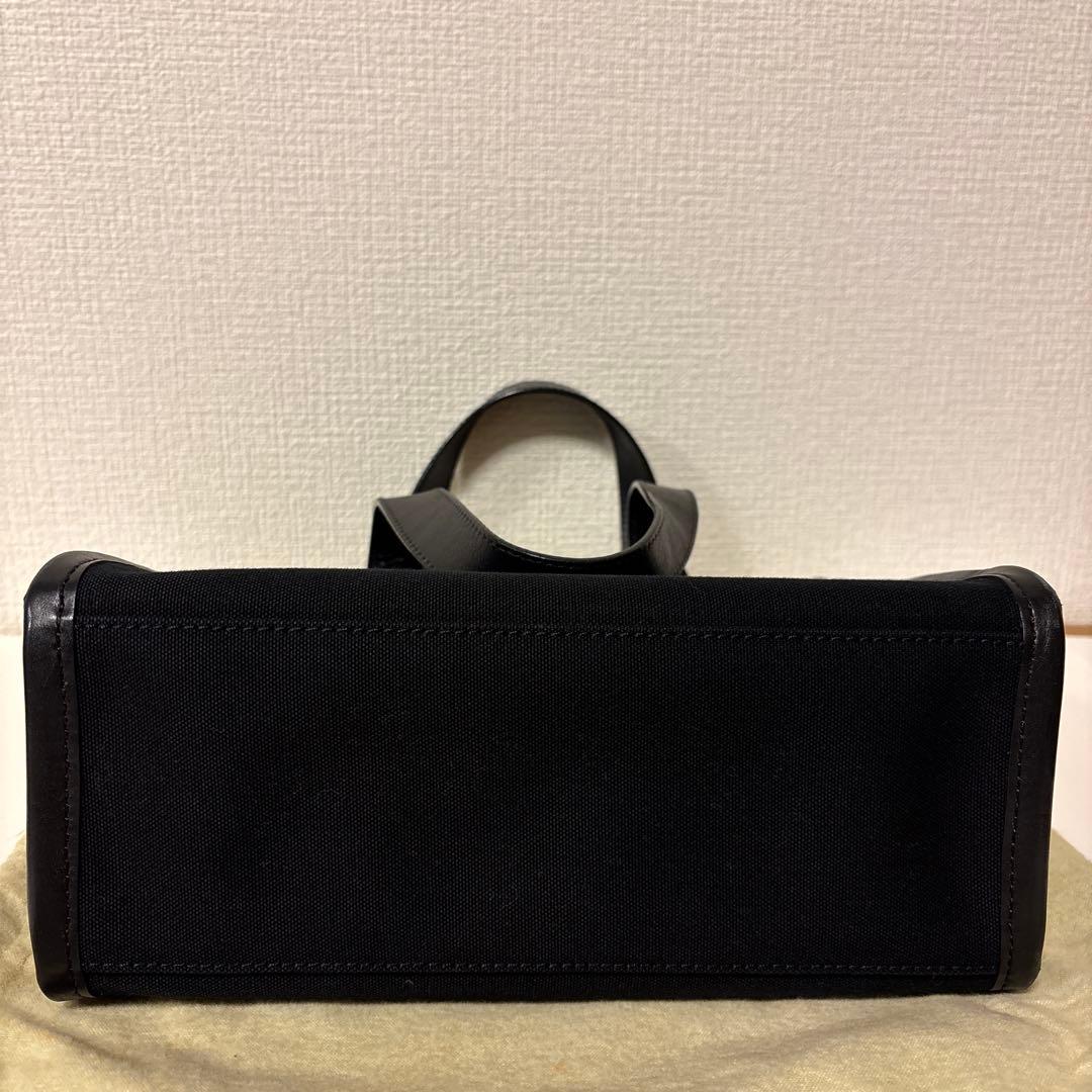 BURBERRY 黒　ハンドバッグ　美品