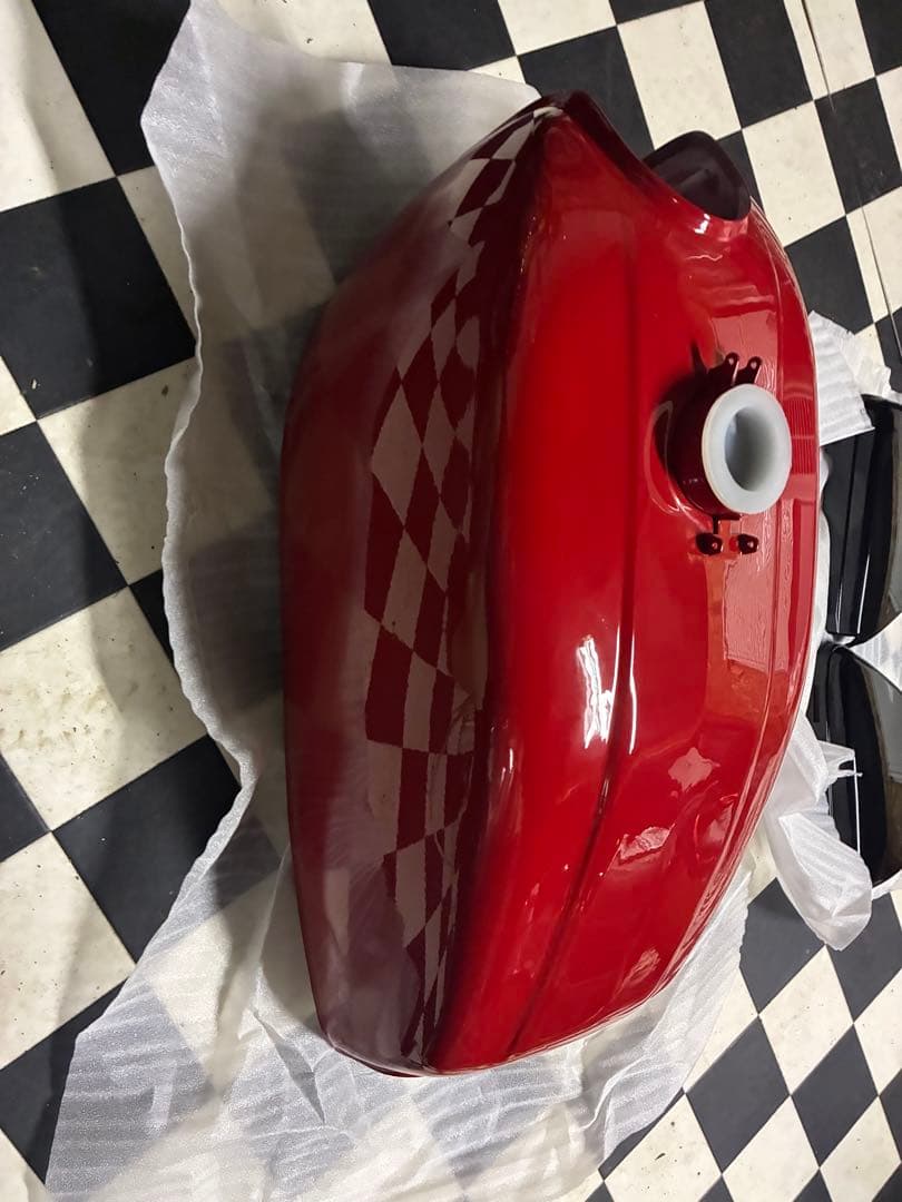 CB400F タンク　サイドカバーセット　新品　ヨンフォア　フォーワン